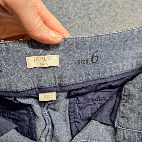 J Crew Stretch "Frankie" Bermuda Chino Shorts Size 6, Style#G2552 - Picture 2 of 12